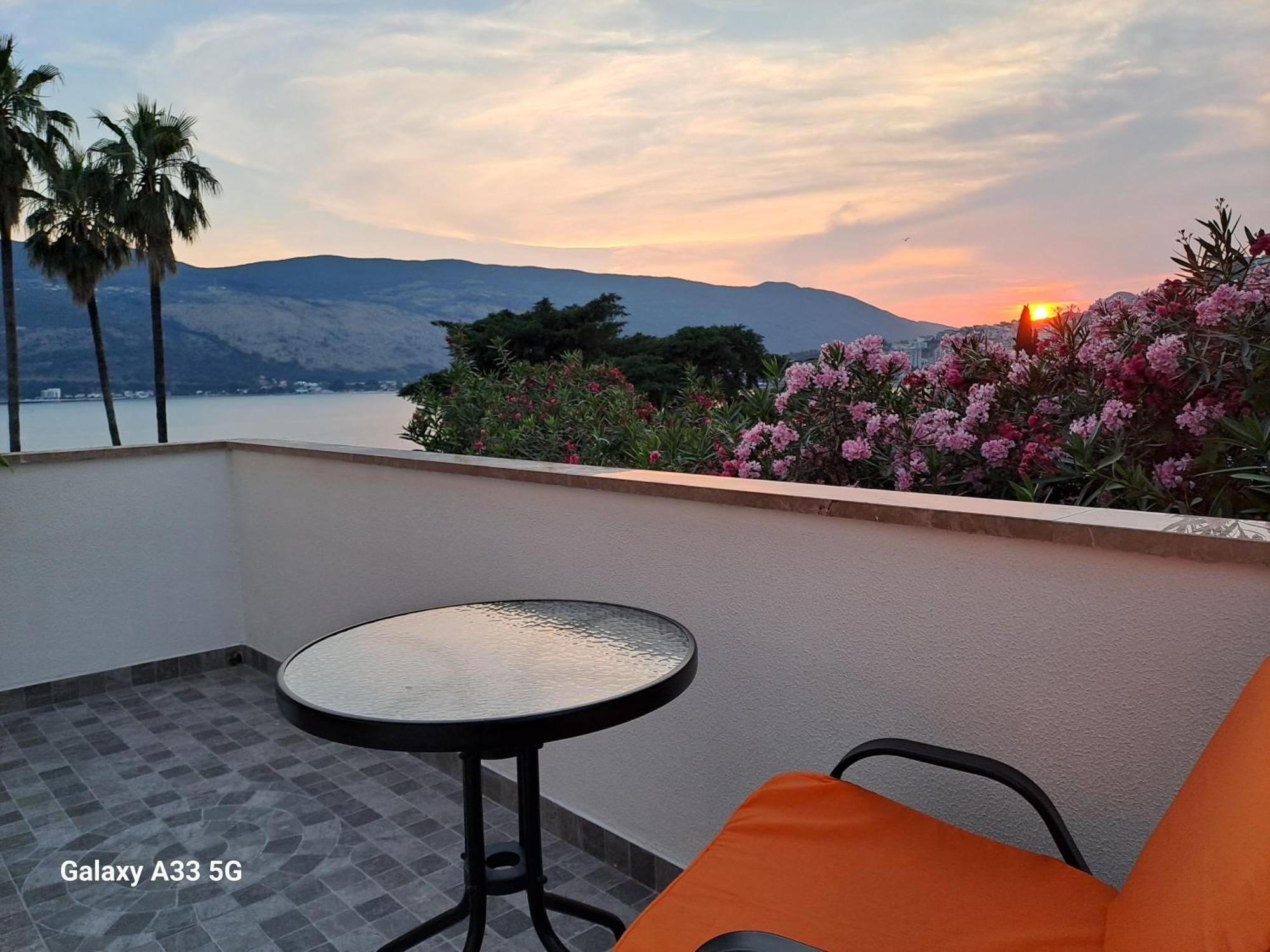 Vila Skala Χέρτσεγκ Νόβι Εξωτερικό φωτογραφία